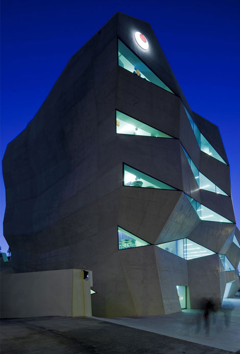 Vodafone Head Office by Barbosa Guimarães Arquitectos 2