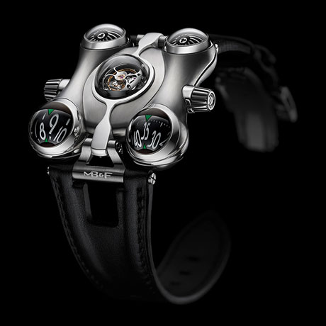 HM6 Space Pirate by MB&F - cover